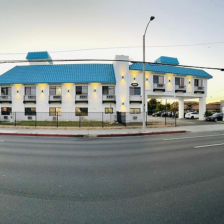 Casa Playa Inn & Suites Stanton Anaheim Area Dış mekan fotoğraf